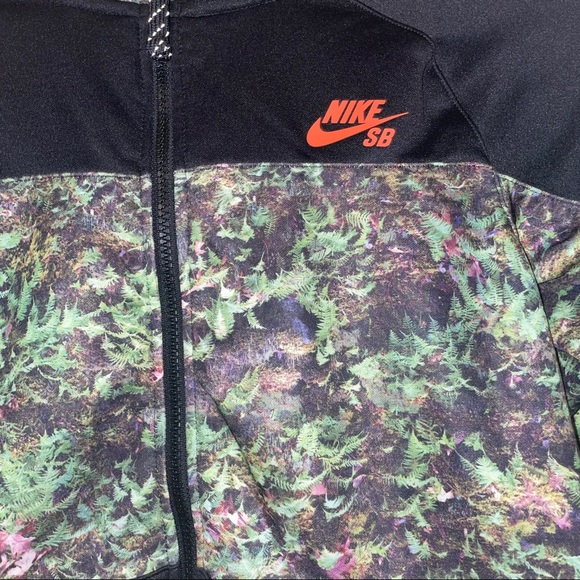 Nike Skateboarding sweater kids size Large - Picture 8 of 8